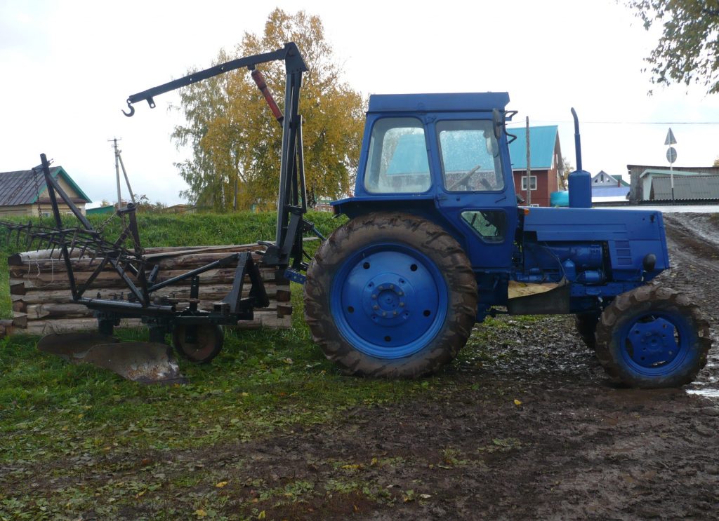 Права на трактор в Алтайском Крае